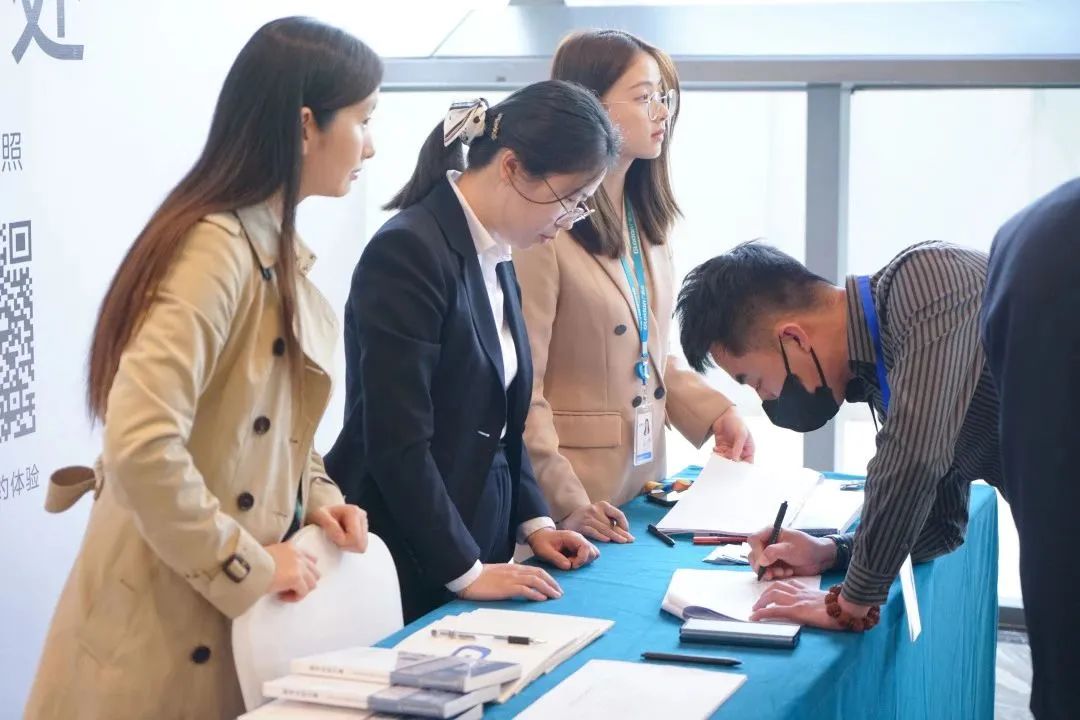 加快綠色低碳轉(zhuǎn)型，建設(shè)美麗宜居城鄉(xiāng)丨文達(dá)通股份新型“物管城市”模式亮相2023房地產(chǎn)企業(yè)數(shù)字化發(fā)展論壇